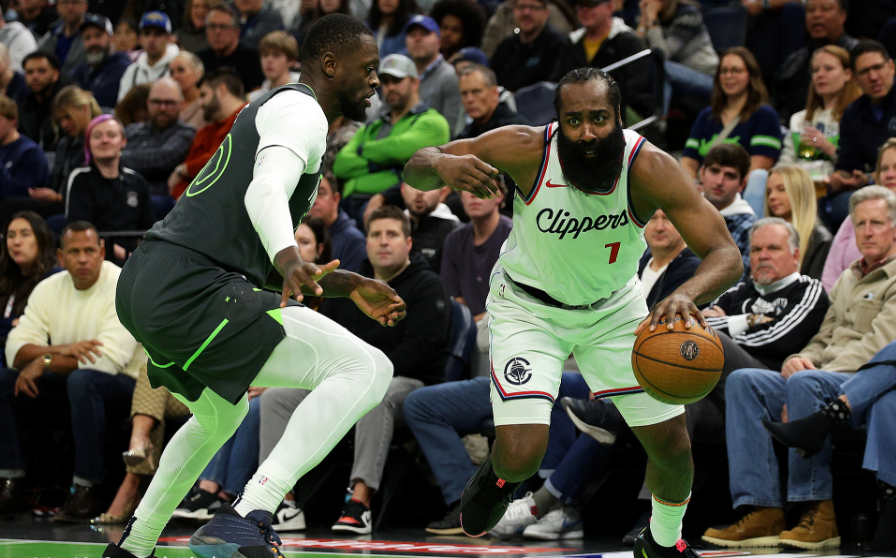 太阳王牌球员创赛季得分新高，媒体热捧，游戏首页以后来自.的简单介绍