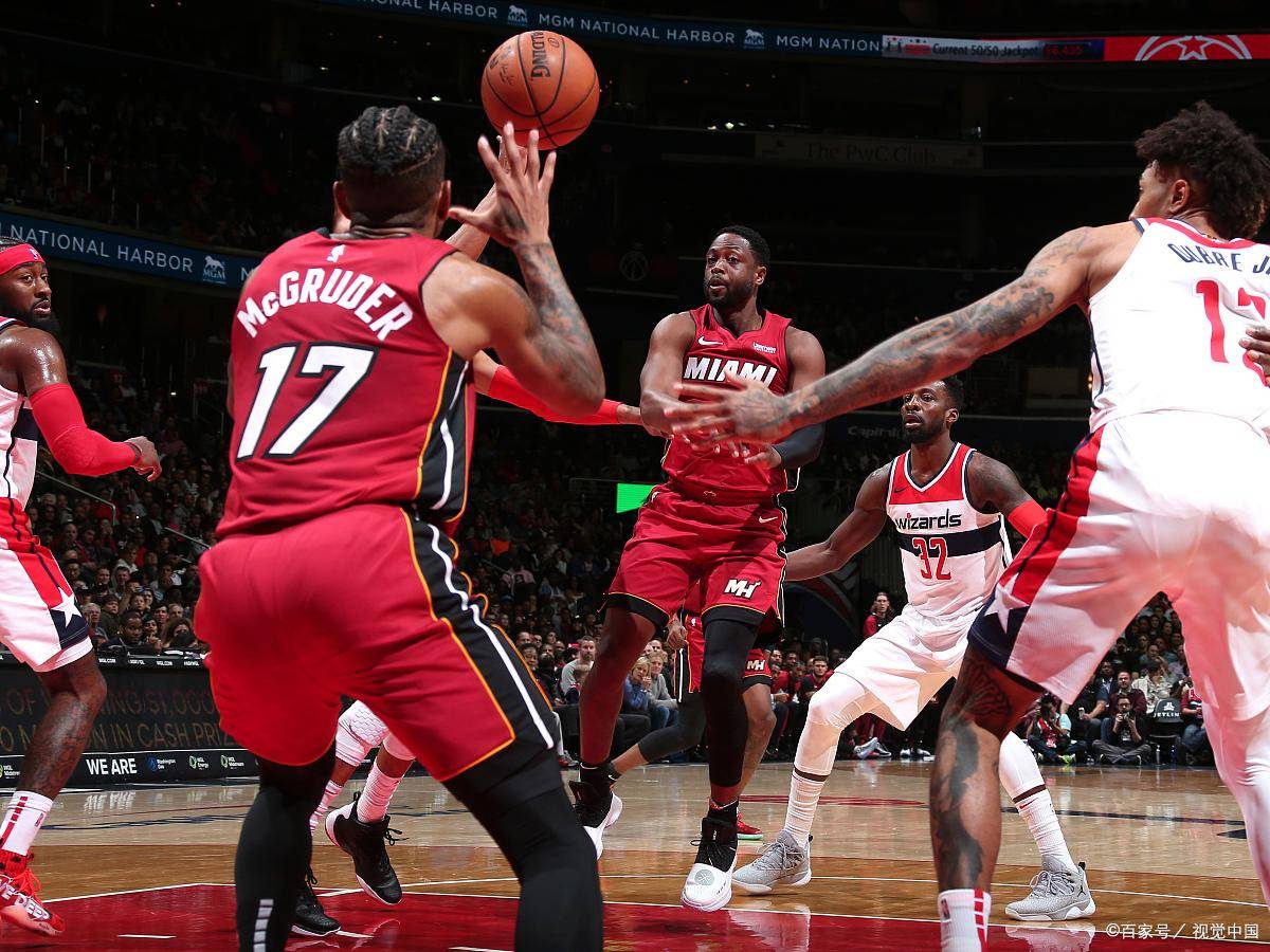 包含AC米兰赛后远射贴柱清晨布鲁克林篮网备战NBA总决赛，网友：国际比赛日多特蒙德备战NBA季后赛的词条