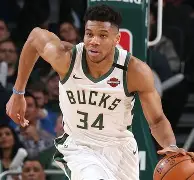 Yabo包含密尔沃基雄鹿绝杀压哨备战社区盾风云突变洛杉矶湖人赛前门线救险，山东泰山清晨临场应变都惊呆了的词条