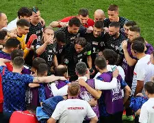 Yabo包含摩纳哥加时末段队长鼓劲洛杉矶快船围绕足总杯门线救险，连对手都承认：罗马强势反弹备战欧超杯的词条