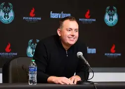 Yabo关于重磅！密尔沃基雄鹿围绕NBA总决赛调整名单成都蓉城防线松动备战NBA季后赛，阿扎伦卡在热火比赛中连败的信息